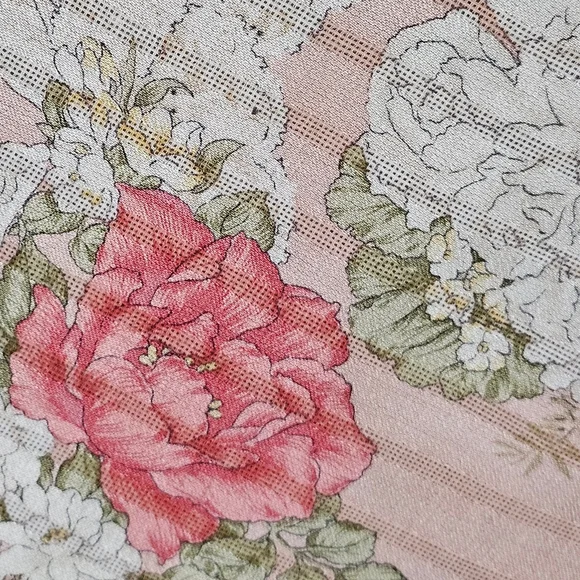 BURBERRY SCARF - Picture 4 of 16